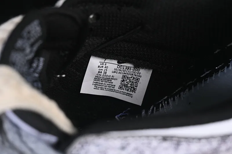 All categories Nk SB Dunk Series Nk SB Dunk Low High-end customized low-top sneakers Nike SB Dunk Low strap customization low-top casual sneakers DD1391-100